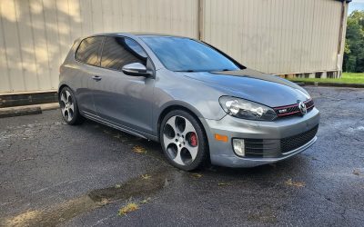 2011 VOLKSWAGEN GTI 2,0