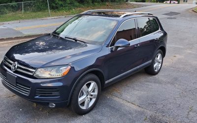 2012 VOLKSWAGEN TOUAREG VR6 LUX